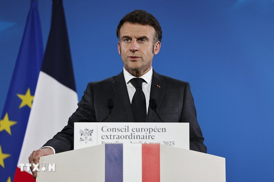 Ngày 6/3/2025, phản ứng trước việc Tổng thống Pháp Emmanuel Macron (ảnh) đề cập khả năng sử dụng vũ khí hạt nhân, Ngoại trưởng Nga Sergey Lavrov khẳng định: “Đây là mối đe dọa đối với Nga.” (Ảnh: AA/TTXVN)
