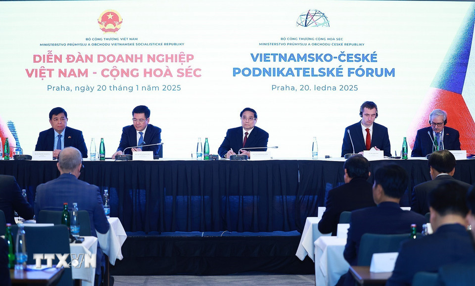 Thủ tướng Phạm Minh Chính dự Diễn đàn doanh nghiệp Việt Nam-Séc. (Ảnh: Dương Giang/TTXVN)