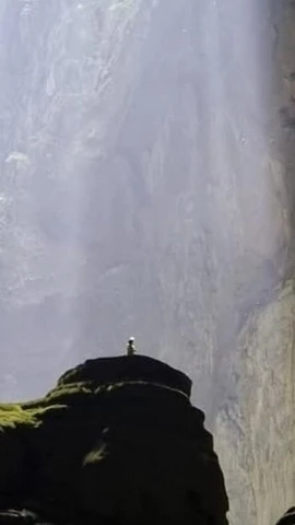 Hang Sơn Đoòng (Ảnh: Oxalis)