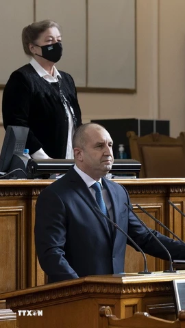 (Tư liệu) Tổng thống Bulgaria Rumen Radev phát biểu trước Quốc hội tại Sofia. (Ảnh: THX/TTXVN)