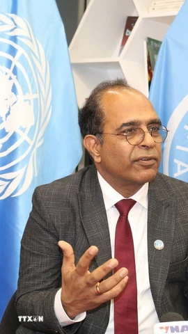 Ông Vinod Ahuja, Trưởng đại diện Tổ chức Lương thực và Nông nghiệp Liên hợp quốc (FAO) tại Việt Nam trả lời phỏng vấn TTXVN. (Ảnh: TTXVN phát)