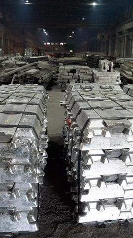 Nhôm thành phẩm trong phân xưởng sản xuất của một tập đoàn ở Cáp Nhĩ Tân, tỉnh Hắc Long Giang, Trung Quốc. (Ảnh: THX/TTXVN)