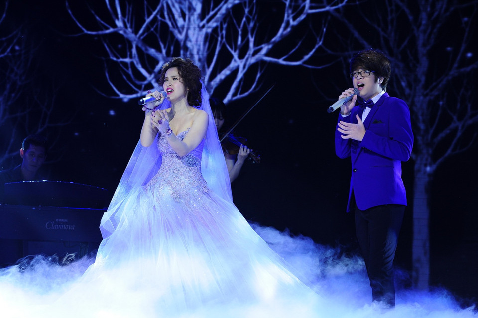 Cùng với Jennifer Phạm-Đức Tuấn, Bùi Anh Tuấn-Tú Vi giành giải Bạc ‘Cặp đôi hoàn hảo 2014.’ Suốt cả cuộc thi, MC Thanh Bạch luôn đánh giá cao kỹ thuật diễn xuất nội tâm của cặp đôi này. (Ảnh: BTC)