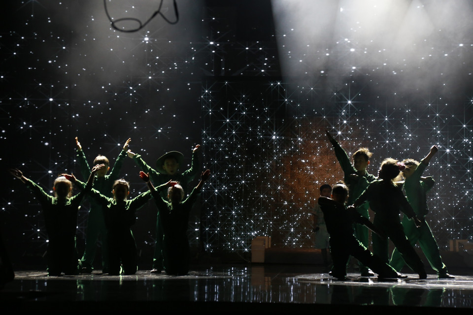 Sân khấu được dàn dựng ấn tượng. (Ảnh: BTC)