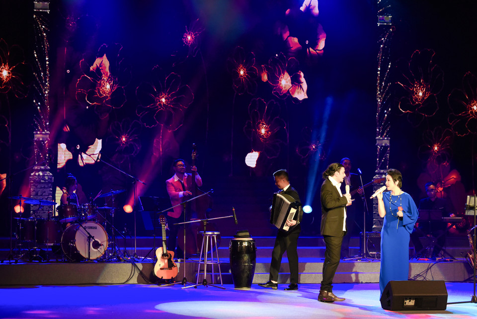 Bài hát kinh điển này của nhạc Pháp là minh chứng cho tình hữu nghị của nhân dân hai nước. (Ảnh: PV/Vietnam+)