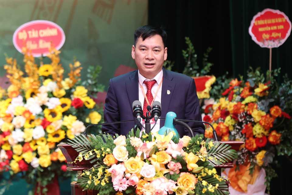 Phần tham luận của nhà báo Đồng Mạnh Hùng - Liên chi hội Đài Tiếng nói Việt Nam. (Ảnh: Hoài Nam/Vietnam+)