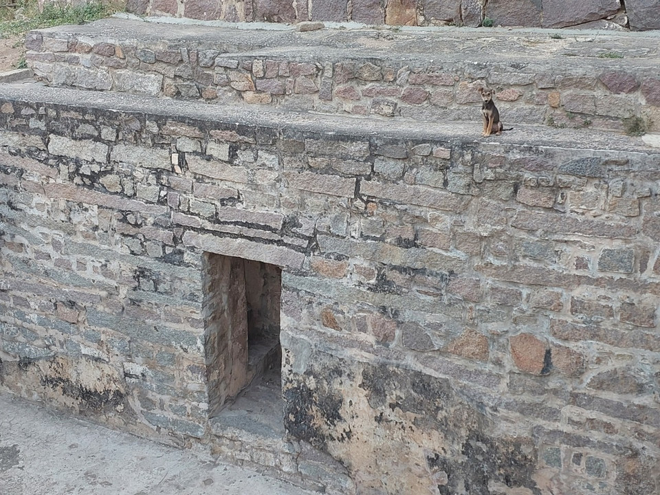 Pháo đài Golconda là lá chắn bảo vệ một thành phố cổ đại, nổi tiếng với các mỏ kim cương. Kim cương Golconda được hình thành từ carbon nguyên chất, không chứa nitơ, có kích thước lớn với độ trong suốt cao. (Ảnh: Minh Thu/Vietnam+)