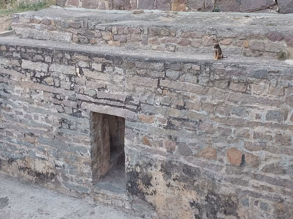 Pháo đài Golconda là lá chắn bảo vệ một thành phố cổ đại, nổi tiếng với các mỏ kim cương. Kim cương Golconda được hình thành từ carbon nguyên chất, không chứa nitơ, có kích thước lớn với độ trong suốt cao. (Ảnh: Minh Thu/Vietnam+)