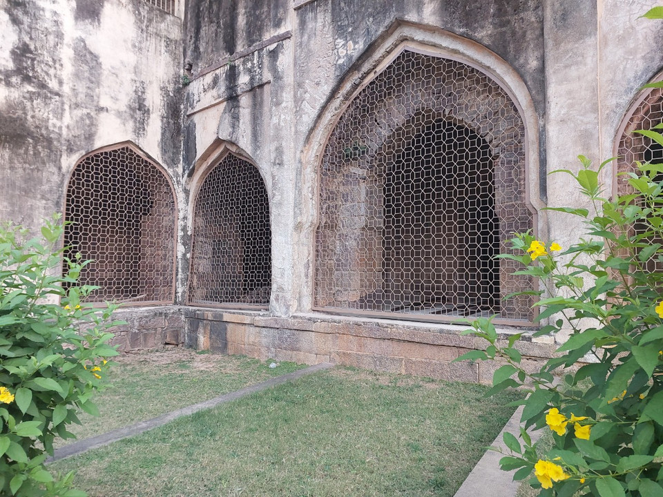 Cung điện dưới chân thành là nơi ở của các công chúa. (Ảnh: Minh Thu/Vietnam+)