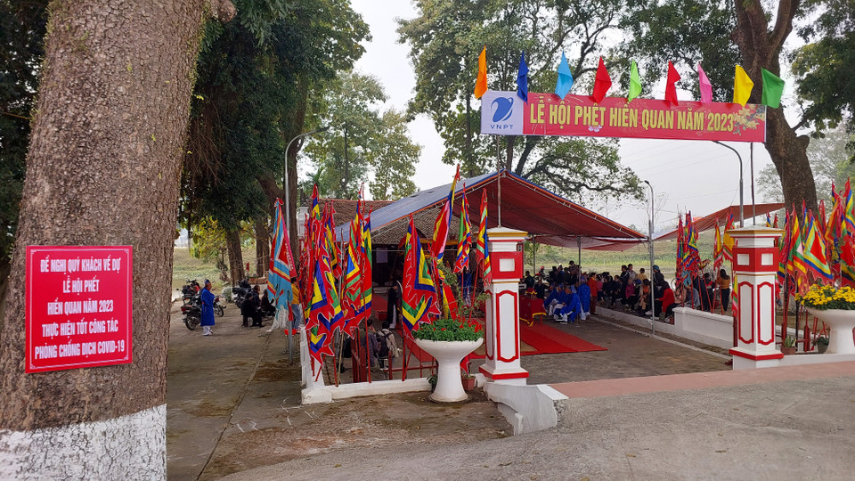 Phần đông vui, hấp dẫn nhất hội là đánh phết không được tổ chức nhằm đảm bảo an toàn nhưng lễ hội vẫn diễn ra với các nghi lễ truyền thống.(Ảnh: Minh Thu/Vietnam+)