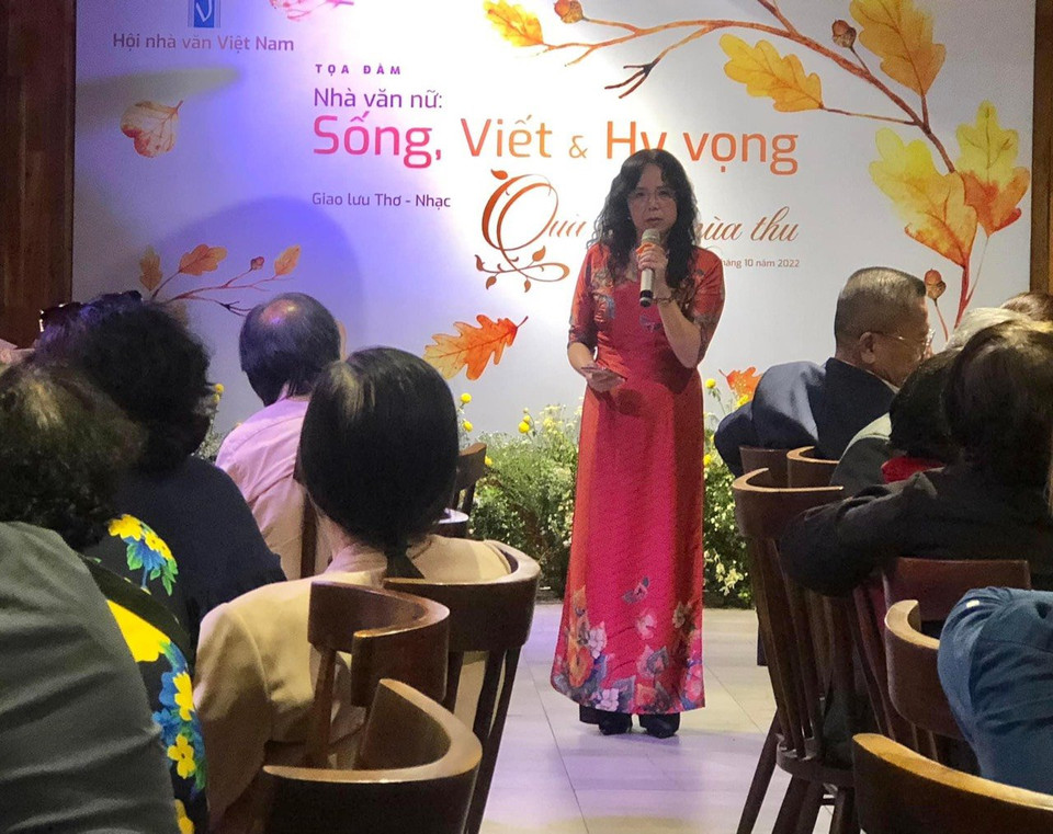 Nhà thơ Nguyễn Thúy Quỳnh đến từ Thái Nguyên. (Ảnh: PV/Vietnam+)