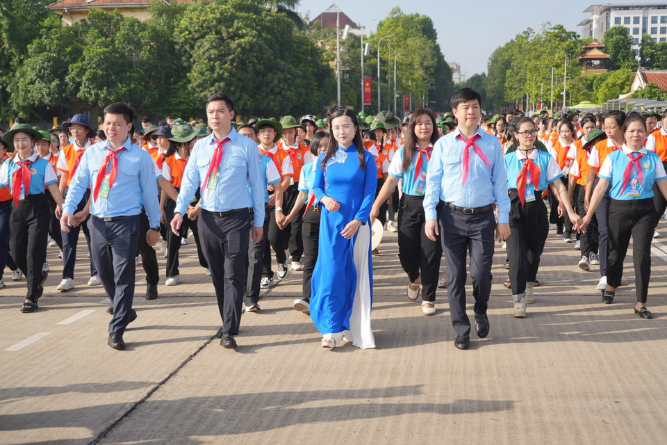 Chương trình do Trung ương Đoàn Thanh niên Cộng sản Hồ Chí Minh và Hội Đồng đội Trung ương tổ chức. (Ảnh: PV/Vietnam+)