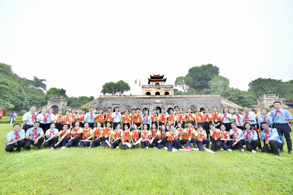 Màn đồng diễn có sự tham gia của 207 chỉ huy Đội và 63 phụ trách đội đến từ 63 tỉnh, thành trên cả nước. (Ảnh: PV/Vietnam+)