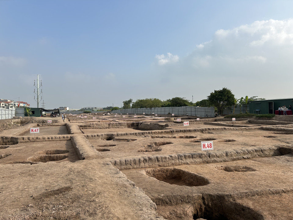 Những kết quả khai quật - nghiên cứu đã góp phần cung cấp đầy đủ chứng cứ hiện vật về sự có mặt của con người từ rất sớm trên khu vực Hà Nội ngay nay. (Ảnh: Phương Anh/Vietnam+)