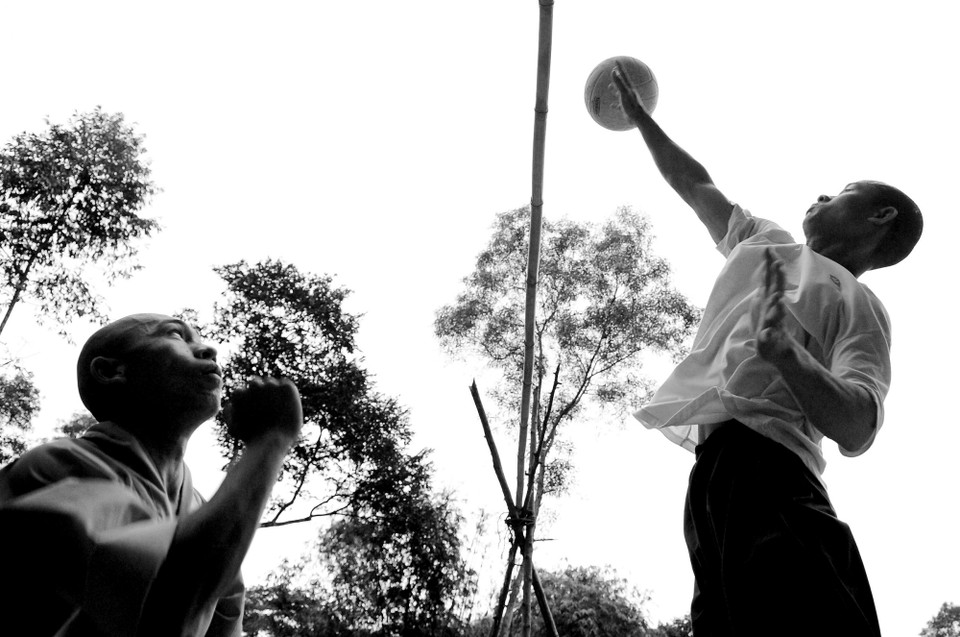 'Nhà sư chơi bóng chuyền' - Hoàng Hà. (Nguồn ảnh: BTC)