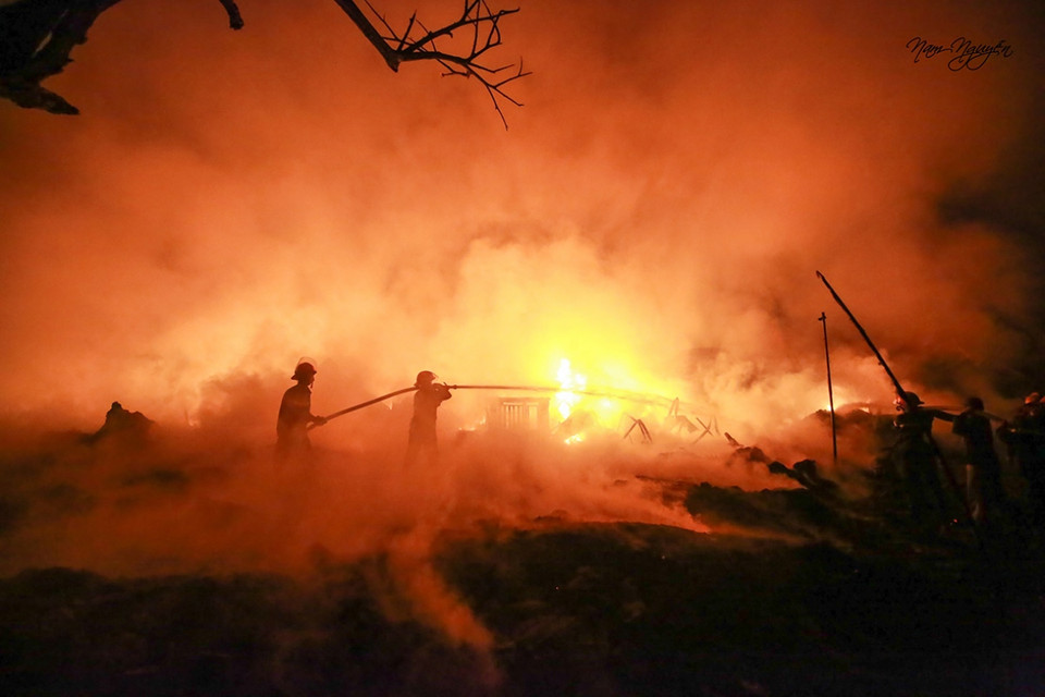 Cuộc chiến 'Chế ngự bà hỏa' qua góc nhìn của tác giả Nam Nguyễn. (Nguồn ảnh: BTC)