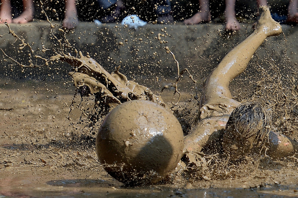 'Lễ hội vật cầu bùn' - Hoàng Hà. (Nguồn ảnh: BTC)