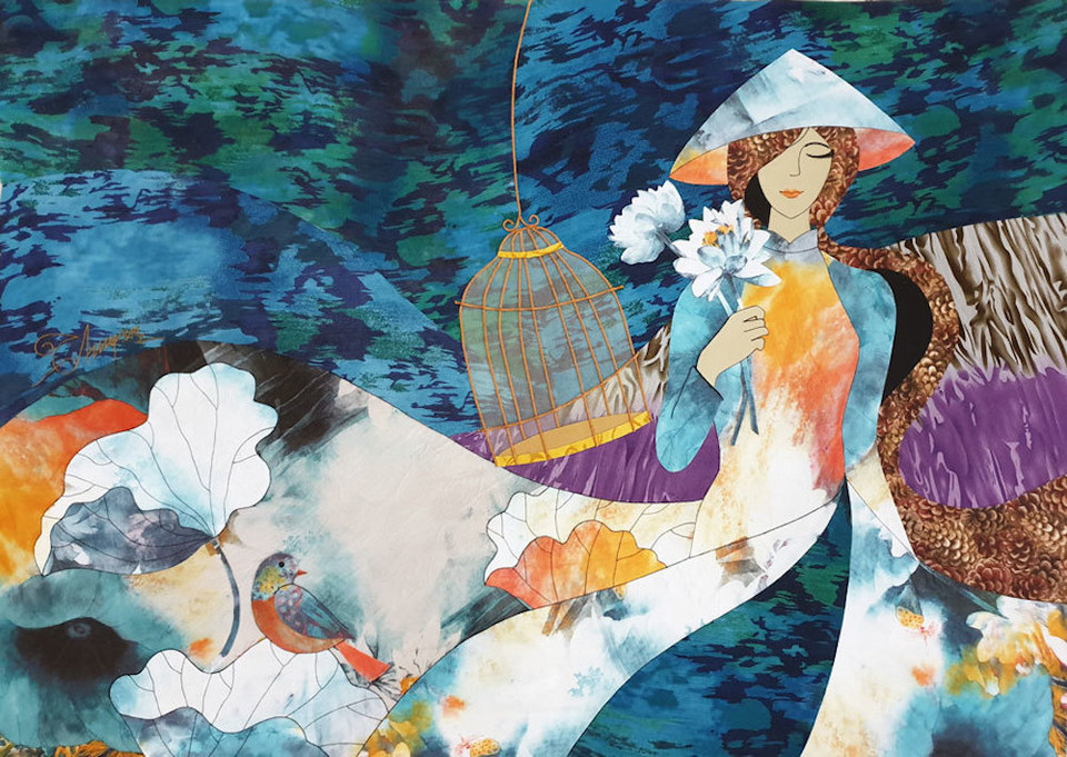 Thu Huyền kể, cô gắn bó với tranh ghép vải từ khi còn là sinh viên năm thứ hai, đến nay đã 10 năm. 'Sự đa dạng về chất liệu, màu sắc của vải đã cuốn hút, thôi thúc tôi kiếm tìm những cách thức thể hiện mới,' họa sỹ chia sẻ. (Ảnh: BTC)