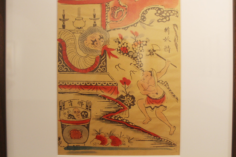 Về nội dung, những bộ Tứ bình đề tài này thể hiện sự đáp ứng và gắn bó chặt chẽ với đời sống thường nhật của người dân khi xưa. (Ảnh: Minh Anh/Vietnam+)