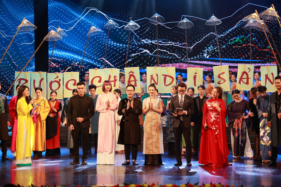 Bên cạnh các sản phẩm của Ban quản lý Di tích Nhà tù Hỏa Lò, các sáng kiến đáng chú ý ở nhiều thể loại khác gồm phim, bài hát, chương trình trình diễn... cũng được trao giải thưởng năm nay. (Ảnh: Minh Anh/Vietnam+)