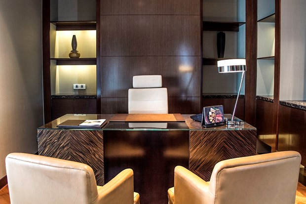 Không gian mở bốn phía với vách kính trong suốt. (Nguồn: J.W Marriott)