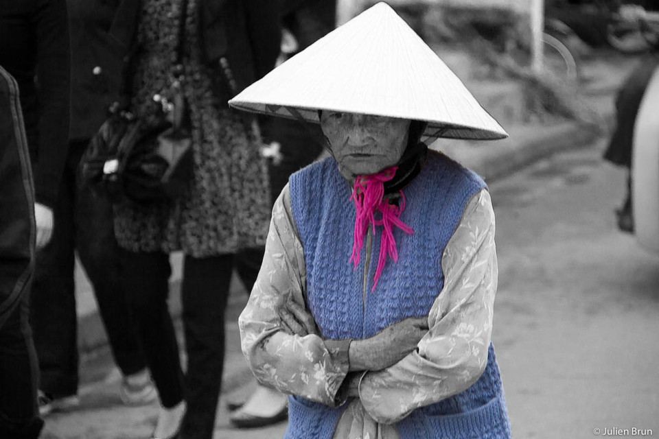 Nội dung mỗi bức ảnh chứa đựng/gợi mở về một từ trong tiếng Việt có gốc tiếng Pháp hoặc từ hỗn chủng với tiếng Pháp. (Ảnh: BTC)