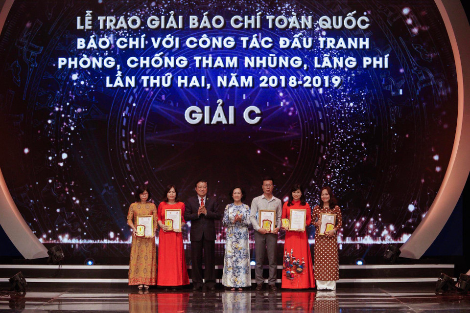 Ông Trần Thanh Mẫn khẳng định, Ủy ban Trung ương Mặt trận Tổ quốc Việt Nam, Hội Nhà báo Việt Nam sẽ luôn đồng hành, chia sẻ với các cơ quan thông tấn báo chí và tiếp tục bảo vệ những người làm báo để mỗi nhà báo luôn thể hiện được bản lĩnh của mình trước cuộc đấu tranh cam go, quyết liệt này. (Ảnh: Minh Hiếu/Vietnam+)