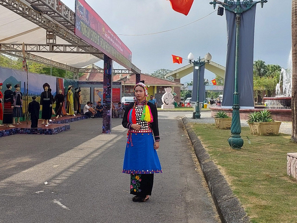 Không gian Làng Văn hóa-Du lịch các dân tộc Việt Nam trở thành 'mái nhà chung' để các dân tộc trình diễn nét văn hóa đặc sắc của dân tộc mình. (Ảnh: Minh Thu/Vietnam+)