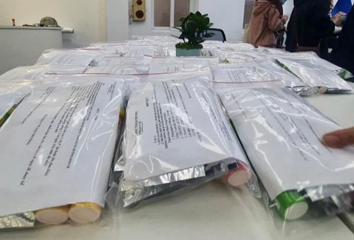 Thuốc điều trị COVID-19 được Trường Đại học Ngoại thương chuẩn bị sẵn để phát cho sinh viên nếu nhiễm COVID-19. (Ảnh: NTCC) 