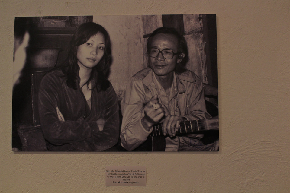 Nhiếp ảnh gia Hà Tường gửi tới 3 bức ảnh tư liệu ông chụp Trịnh Công Sơn và những người bạn. (Ảnh tư liệu Hà Tường)