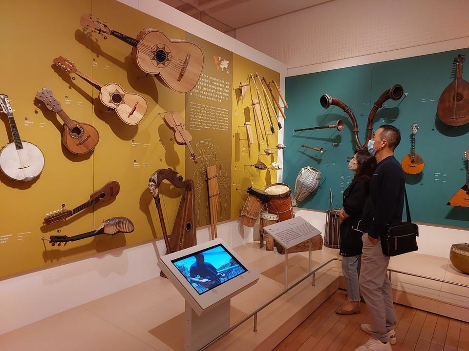 Người sáng lập bảo tàng cũng là một nghệ sỹ violin nghiệp dư. Vì niềm đam mê của mình, ông đã thành lập Quỹ Văn hóa Chi Mei và tài trợ học bổng cho các nghệ sỹ violin nâng cao trình độ âm nhạc cổ điển tại Đài Loan. Bảo tàng Chimei cũng sở hữu nhiều bộ sưu tập nhạc cụ quý. (Ảnh: Minh Thu/Vietnam+)