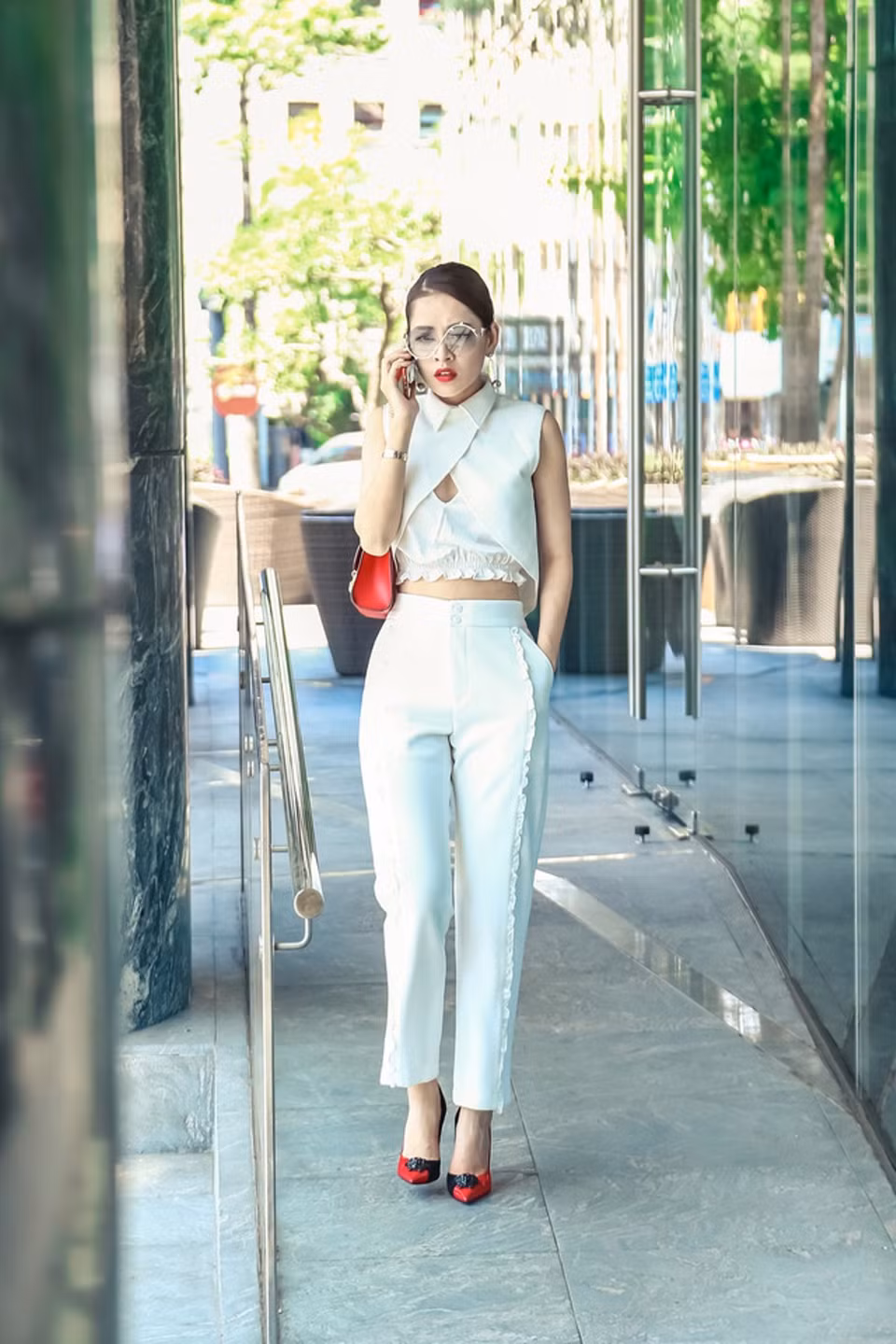 Vẻ sành điệu của nhân vật Hạ Linh trong 'Mối tình đầu của tôi.' (Ảnh: ĐLP)
