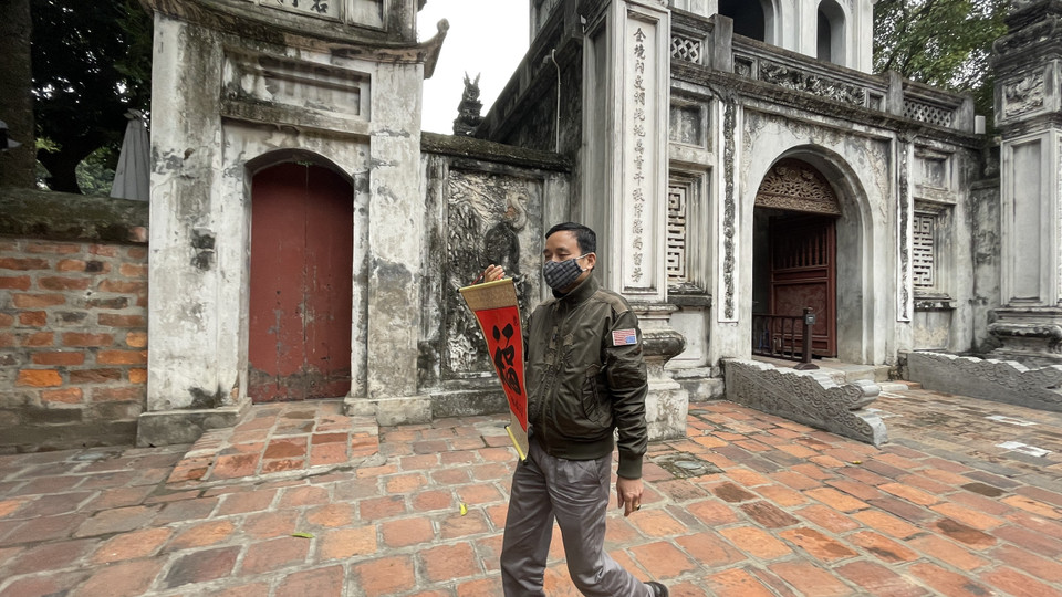 Thông thường, Văn Miếu-Quốc Tử Giám có khoảng 60% số khách tham quan là người nước ngoài, vì vậy, khu di tích rất mong chờ và đã sẵn sàng để đón chào nhóm khách này trở lại. Ảnh chụp thời điểm 15/2. (Ảnh: Minh Anh/Vietnam+)