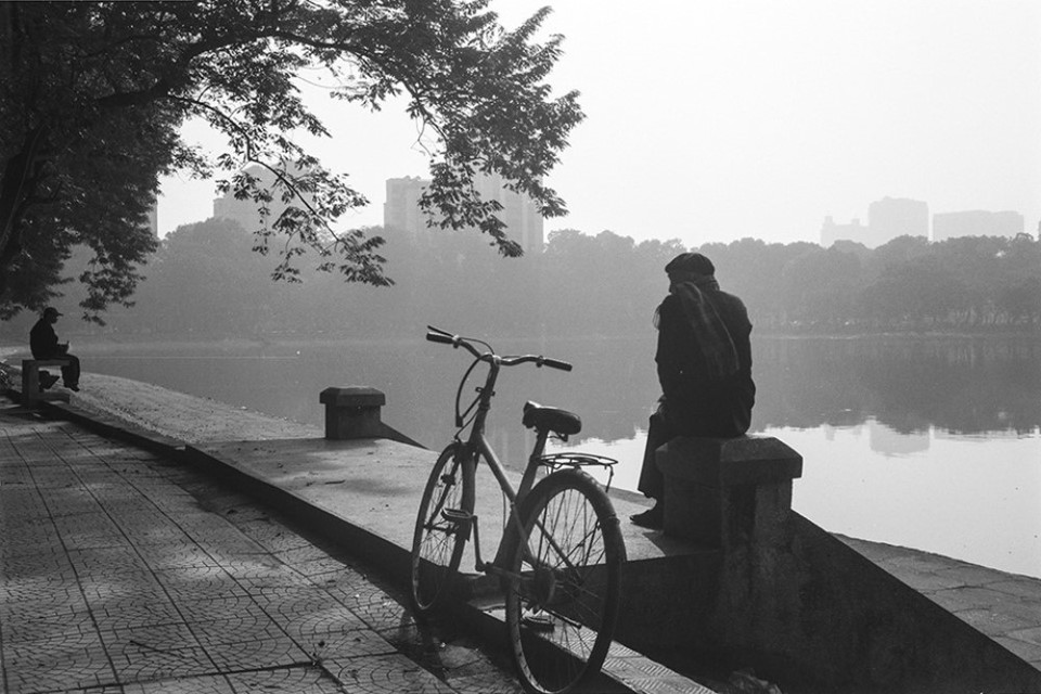 'Một sớm mùa Đông' bên Bờ Hồ, thể hiện nét đặc trưng của Hà Nội. (Ảnh: BTC cung cấp)