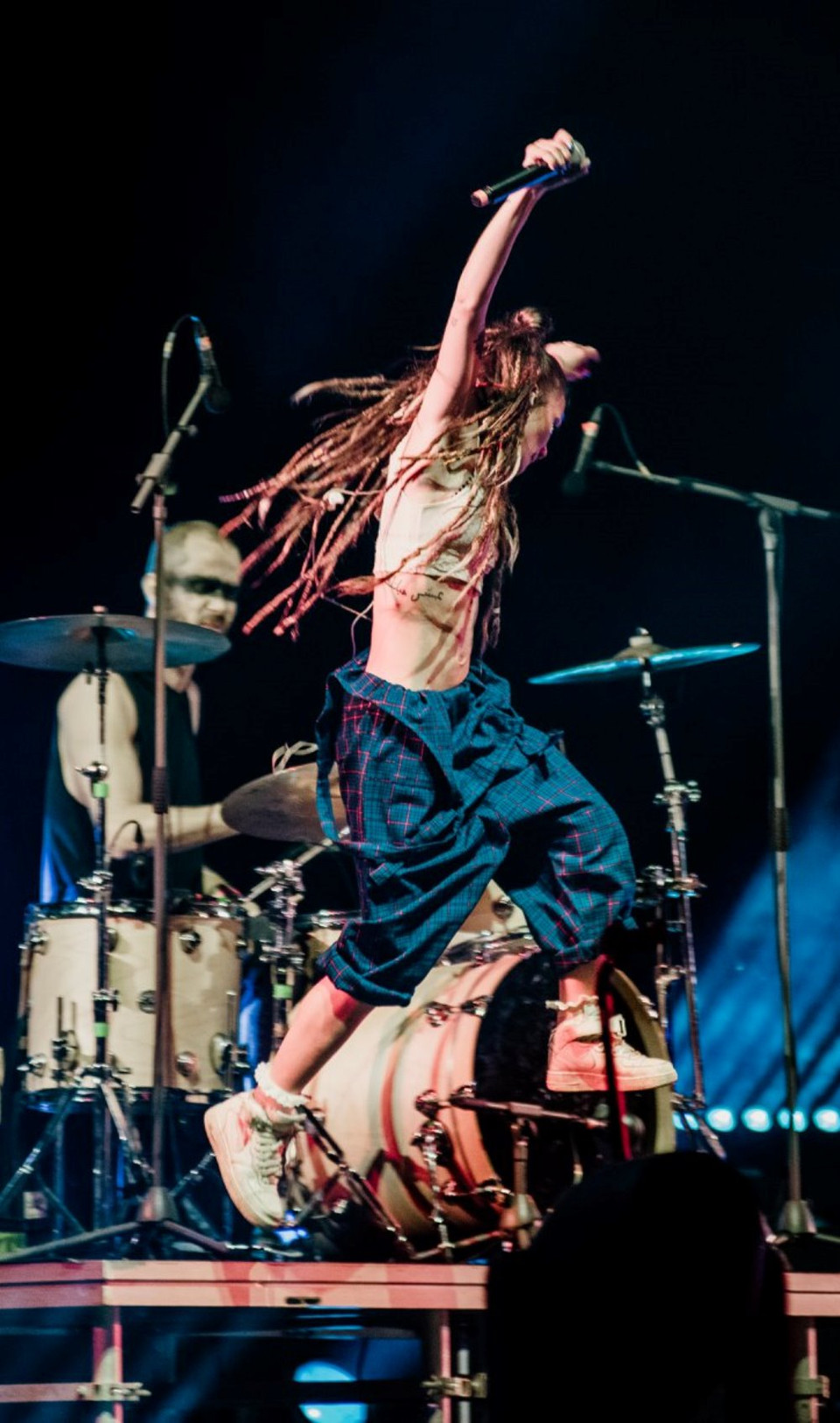 Mariyah (nữ ca sỹ mang hai quốc tịch Đan Mạch và Li Băng) mang đến màu sắc khác biệt trên sân khấu Monsoon 2019 với những phần trình diễn sôi động nhưng không kém phần quyến rũ, bí ẩn. 