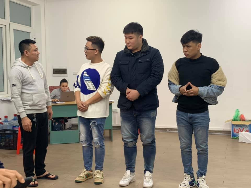 Tết Nguyên đán Canh Tý 2020, chương trình 'Táo Quân' ngưng sản xuất sau 16 năm phát sóng. Điều này đã gây ra sự hẫng hụt lớn đối với những người yêu mến chương trình được coi là "đặc sản" không thể thiếu đối với khán giả Việt Nam vào đêm Giao thừa. (Ảnh: FBNV)