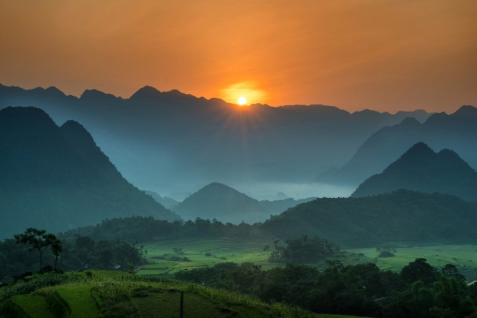 Vẻ đẹp của 'Bình minh Pù Luông' (tác giả Ngọc Vũ). (Nguồn ảnh: BTC)