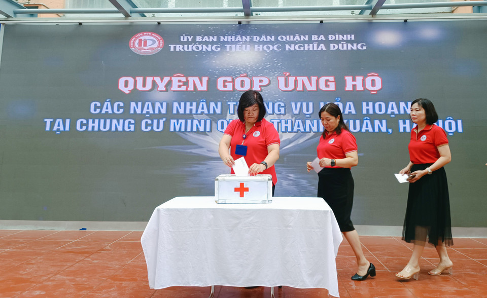 ...chia sẻ nỗi đau với các nạn nhân. (Ảnh: NTCC)