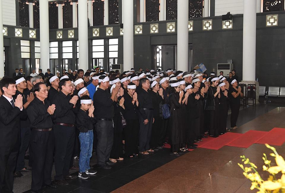 Gia quyến nguyên Tổng Bí thư Đỗ Mười tại lễ truy điệu. (Ảnh: Minh Sơn/Vietnam+)