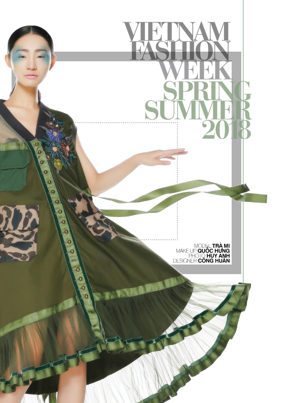 Với sự phá cách trong việc xử lý những sợi ruban buông thõng của Công Huân, những thiết kế theo phong cách Army của Công Huân trở nên nữ tính, uyển chuyển. (Ảnh: BTC)