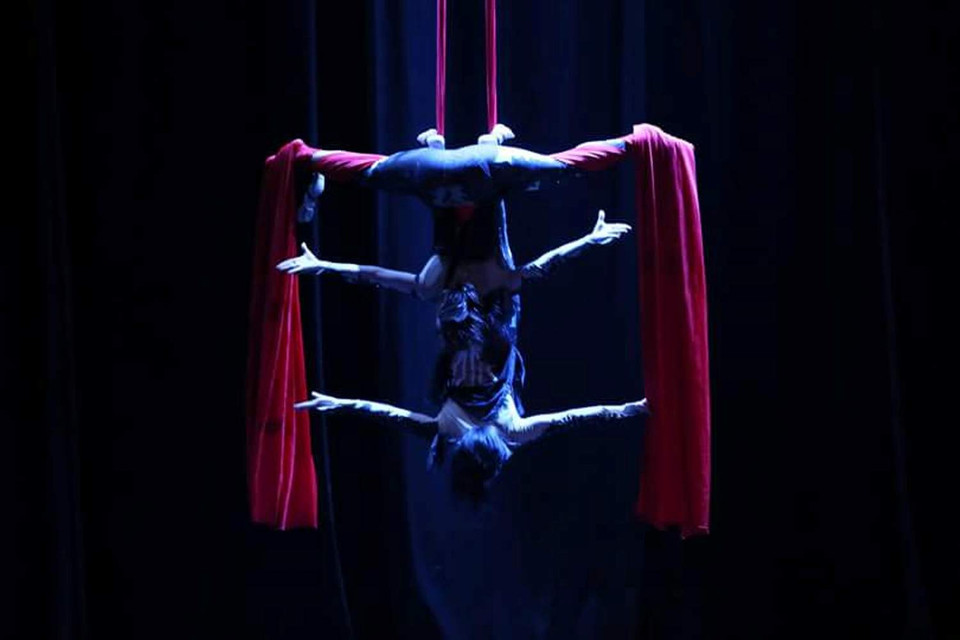 Màn nhào lộn trên không ấn tượng của các nghệ sỹ đến từ đất nước Mặt Trời mọc. (Ảnh: BTC)