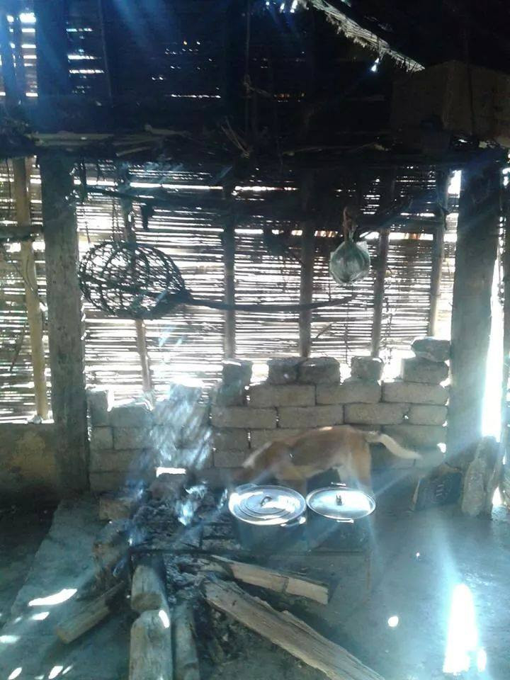 Với những bếp ăn như thế này... (Ảnh: Thầy Nguyễn Hồng Hiệp cung cấp)