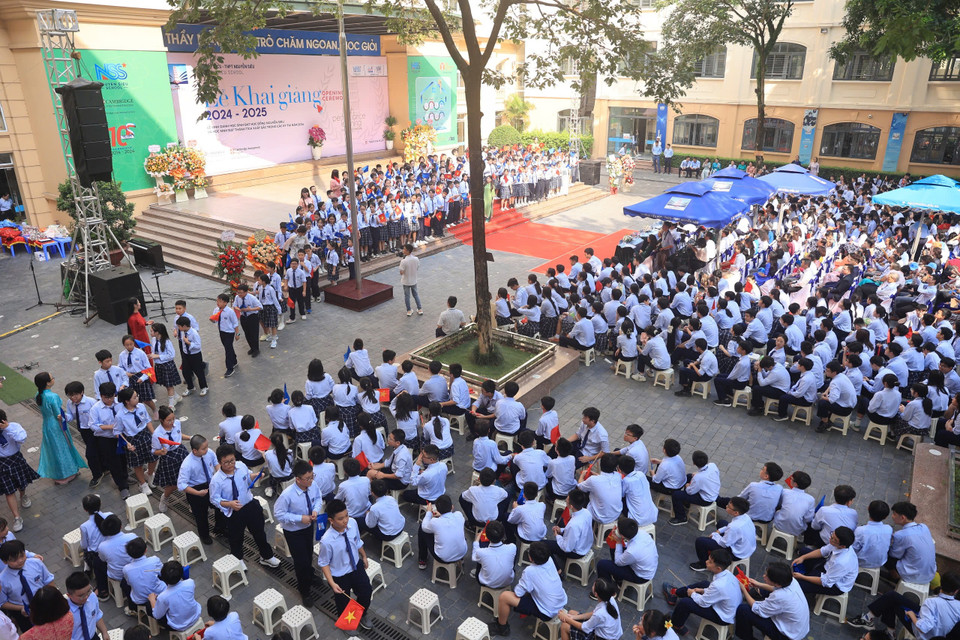 Không khí ngày khai giảng trang nghiêm, hân hoan. (Ảnh: Hoài Nam/Vietnam+)