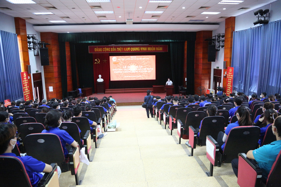 Học viện đã chọn cán bộ, giảng viên, sinh viên đủ tiêu chuẩn để vào Thành phố Hồ Chí Minh chống dịch. (Ảnh: PV/Vietnam+)