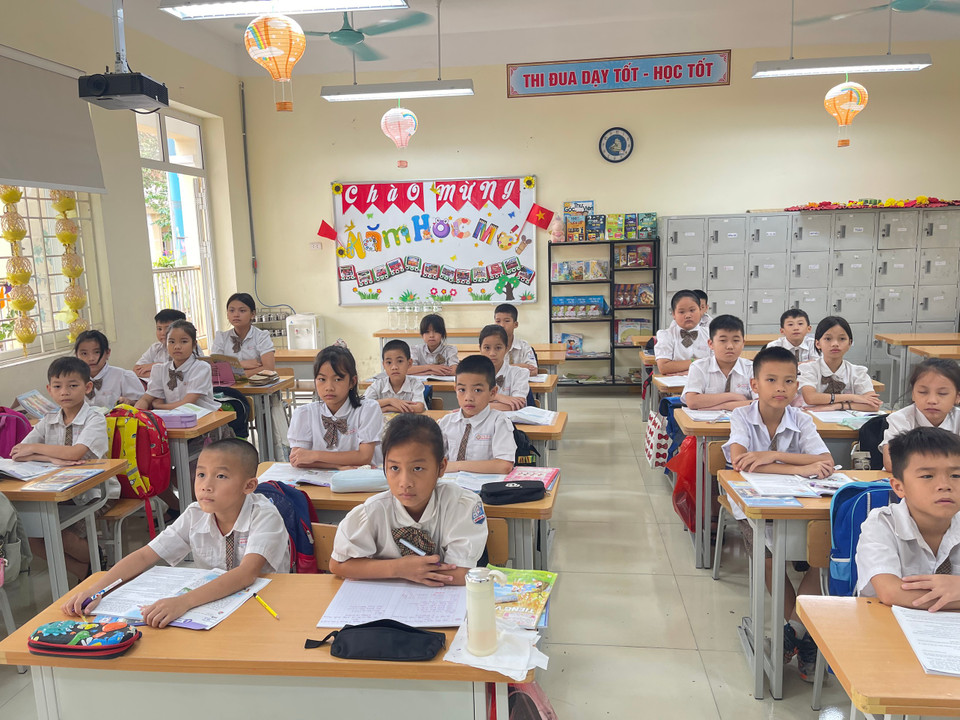 Trước đó, bão Yagi đã khiến khoảng 120 trường học ở Hà Nội phải nghỉ học trực tiếp vì mưa ngập. (Ảnh: PV/Vietnam+)