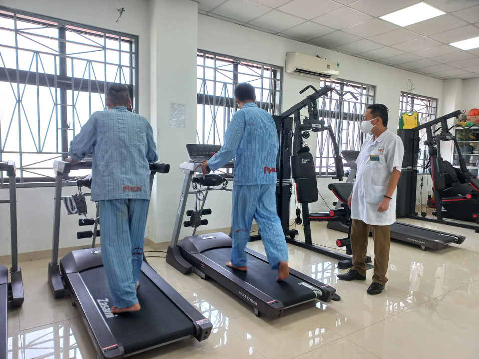 Phòng phục hồi chức năng, thể thao cho bệnh nhân tâm thần. (Ảnh: PV/Vietnam+)