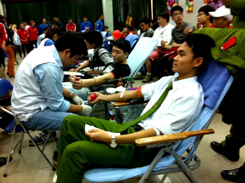 Năm nay, chương trình Chủ Nhật Đỏ dự kiến thu được khoảng 15.000 đơn vị máu. (Ảnh: T.G/Vietnam+)