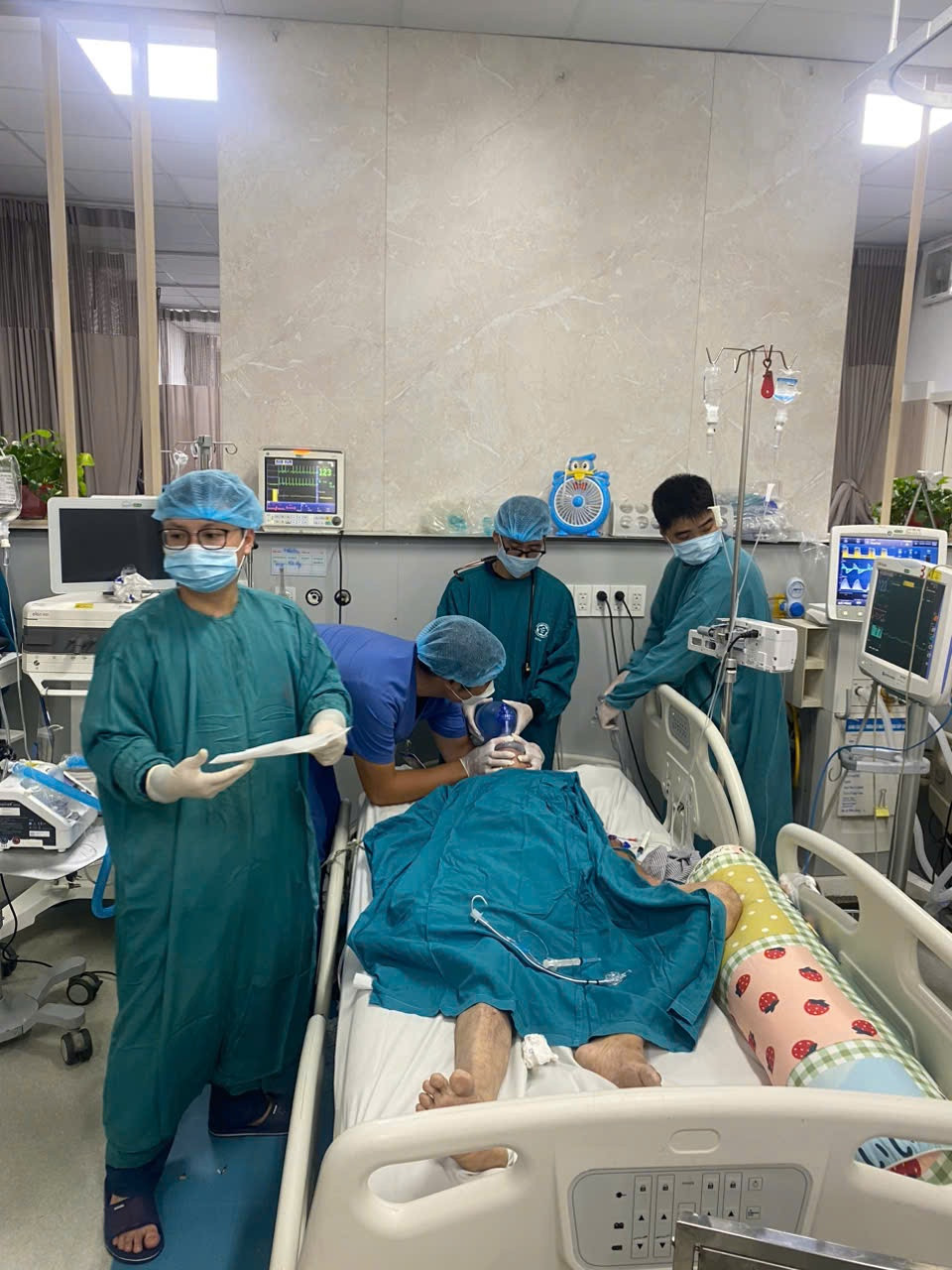 Các trường hợp cấp cứu trong 24h qua tại Bệnh viện Bạch Mai được tiếp nhận và xử lý bình thường, cơ sở vật chất đảm bảo. (Ảnh: PV/Vietnam+)