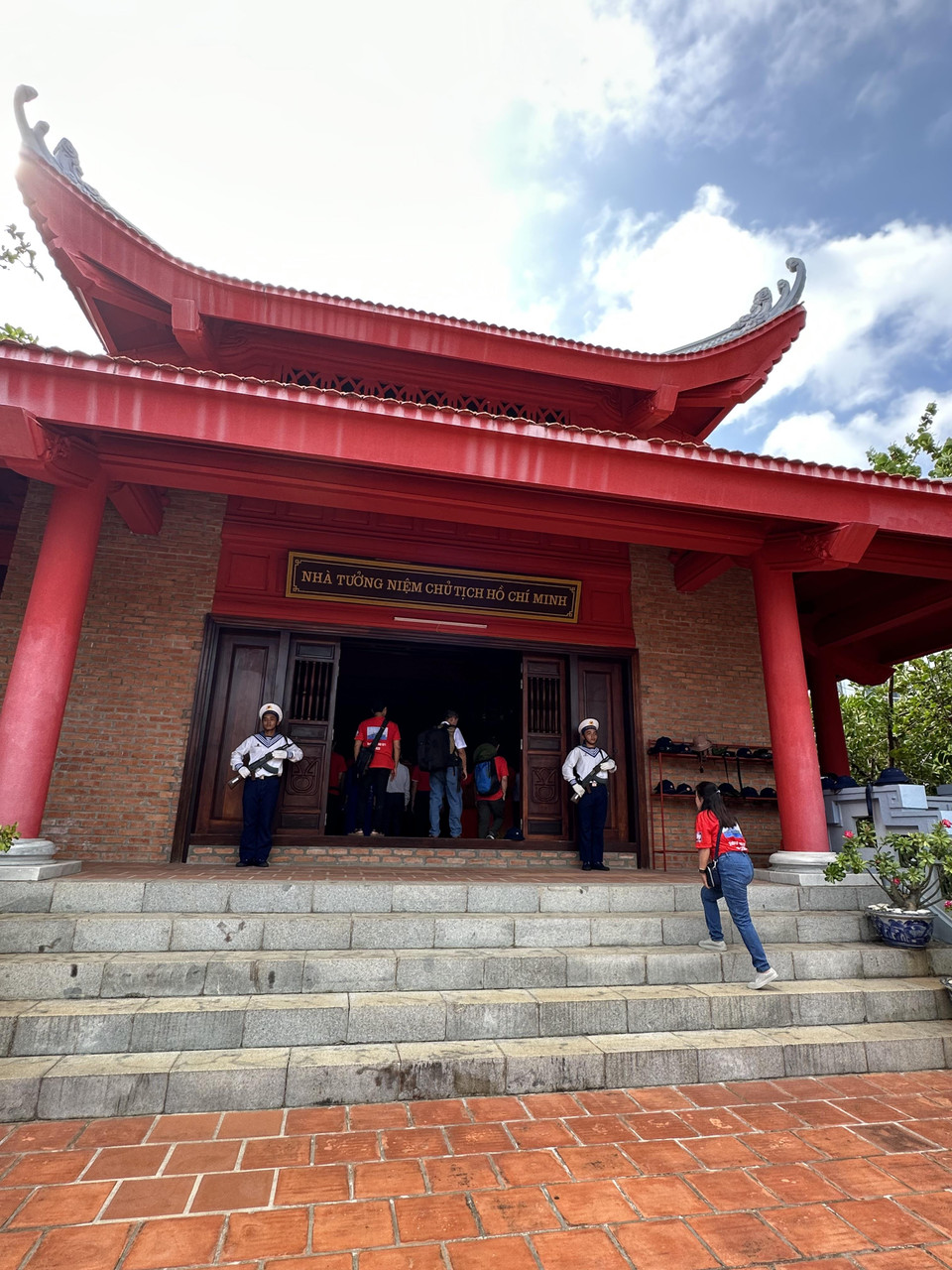 Nhà tưởng niệm Bác Hồ trên đảo Trường Sa lớn. (Ảnh: Thùy Giang/Vietnam+)