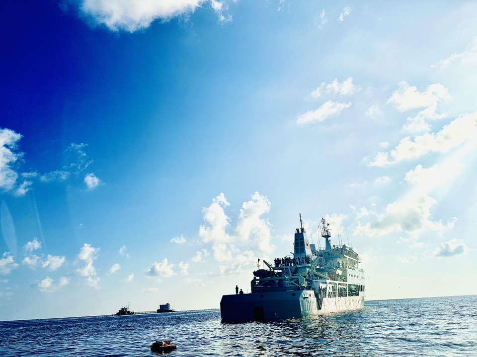 Thời gian có dài bao nhiêu, lịch sử có đổi thay thế nào, thì cuộc chiến đấu tự vệ và bảo vệ Trường Sa của Hải quân Nhân dân Việt Nam năm 1988 vẫn thức tỉnh trái tim người Việt về nhiệm vụ thiêng liêng bảo vệ chủ quyền của Tổ quốc. (Ảnh: Thùy Giang/Vietnam+)